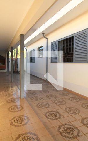Casa à venda com 545m², 5 quartos e 4 vagasQuintal