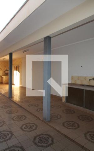Casa à venda com 545m², 5 quartos e 4 vagasQuintal