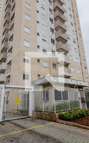 Apartamento para alugar com 43m², 2 quartos e 1 vaga Apartamento para alugar com 43m², 2 quartos e 1 vagaFachada