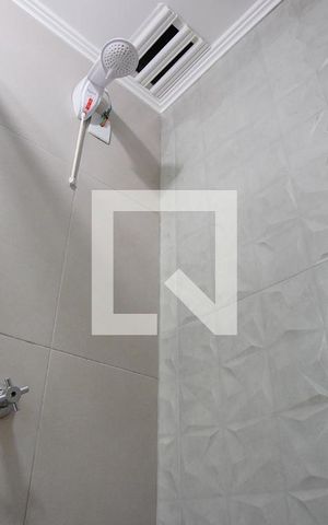 Casa à venda com 72m², 2 quartos e 1 vagaBanheiro Corredor