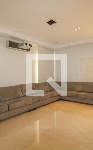 Casa de condomínio à venda com 900m², 5 quartos e 6 vagas Casa de condomínio à venda com 900m², 5 quartos e 6 vagasSala 2
