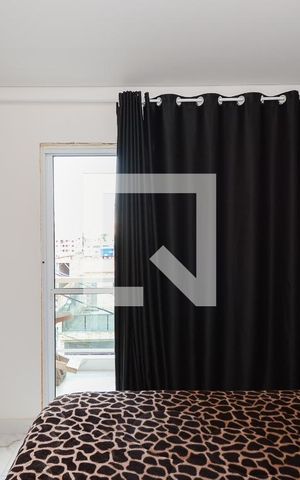 Casa à venda com 171m², 2 quartos e 2 vagas Casa à venda com 171m², 2 quartos e 2 vagasQuarto 2 - ( Suíte )