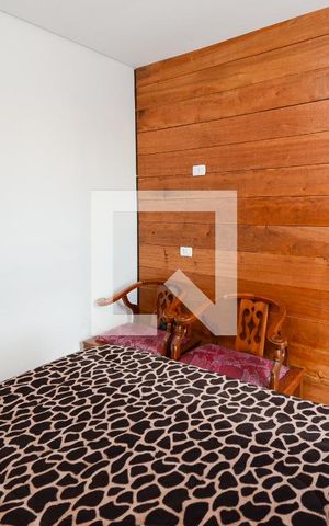 Casa à venda com 171m², 2 quartos e 2 vagas Casa à venda com 171m², 2 quartos e 2 vagasQuarto 2 - ( Suíte )