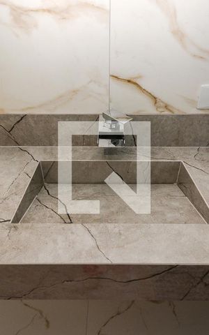 Casa à venda com 171m², 2 quartos e 2 vagas Casa à venda com 171m², 2 quartos e 2 vagasBanheiro da Suíte