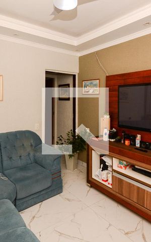 Casa à venda com 171m², 2 quartos e 2 vagas Casa à venda com 171m², 2 quartos e 2 vagasSala - casa 1