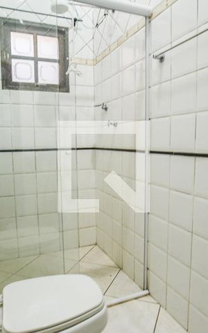 Casa à venda com 250m², 2 quartos e 3 vagasBanheiro Social