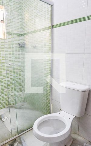 Casa à venda com 250m², 2 quartos e 3 vagasBanheiro da Suíte