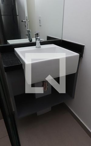 Apartamento para alugar com 20m², 1 quarto e sem vagaBanheiro