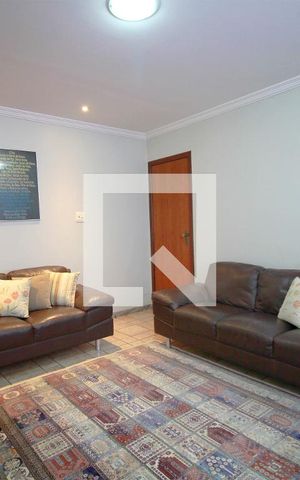 Casa à venda com 244m², 3 quartos e 3 vagasSala de Estar