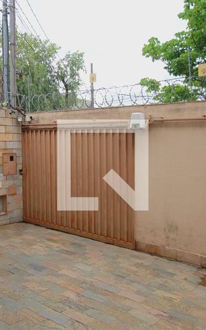 Casa à venda com 244m², 3 quartos e 3 vagasGaragem