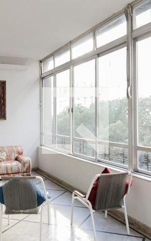 Apartamento para alugar com 310m², 4 quartos e 2 vagas Apartamento para alugar com 310m², 4 quartos e 2 vagasSala