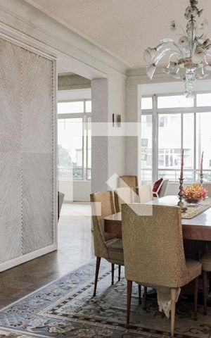 Apartamento para alugar com 310m², 4 quartos e 2 vagas Apartamento para alugar com 310m², 4 quartos e 2 vagasSala de Jantar