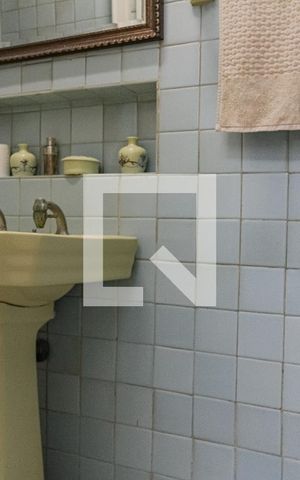 Apartamento para alugar com 310m², 4 quartos e 2 vagas Apartamento para alugar com 310m², 4 quartos e 2 vagasLavabo