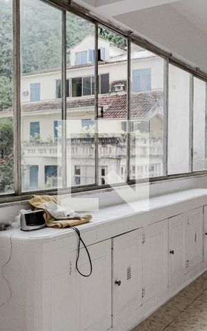 Apartamento para alugar com 310m², 4 quartos e 2 vagas Apartamento para alugar com 310m², 4 quartos e 2 vagasÁrea de Serviço