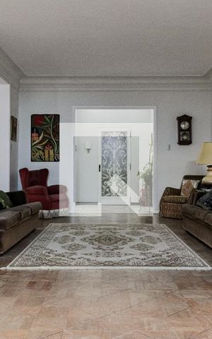 Apartamento para alugar com 310m², 4 quartos e 2 vagas Apartamento para alugar com 310m², 4 quartos e 2 vagasSala