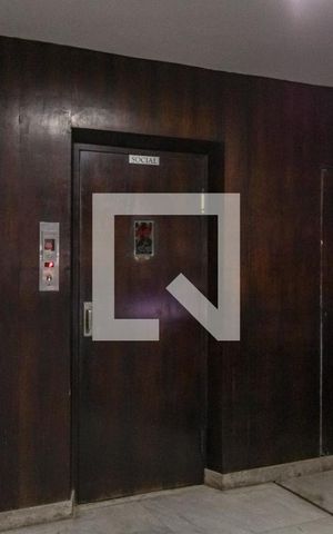 Apartamento para alugar com 310m², 4 quartos e 2 vagas Apartamento para alugar com 310m², 4 quartos e 2 vagasElevador