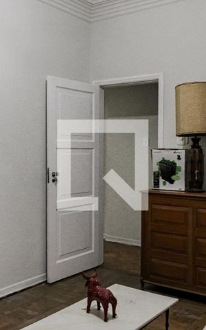 Apartamento para alugar com 310m², 4 quartos e 2 vagas Apartamento para alugar com 310m², 4 quartos e 2 vagasQuarto 1