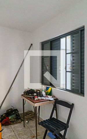 Casa de condomínio à venda com 560m², 4 quartos e 4 vagas Casa de condomínio à venda com 560m², 4 quartos e 4 vagasEdícula