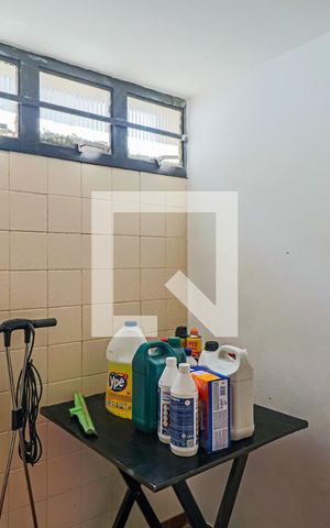 Casa de condomínio à venda com 560m², 4 quartos e 4 vagas Casa de condomínio à venda com 560m², 4 quartos e 4 vagasDespensa