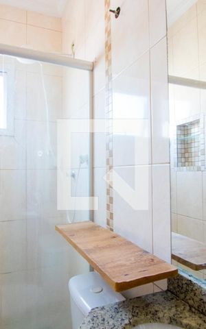 Apartamento à venda com 100m², 2 quartos e 1 vaga Apartamento à venda com 100m², 2 quartos e 1 vagaBanheiro do quarto 1