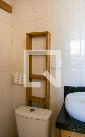 Apartamento à venda com 100m², 2 quartos e 1 vaga Apartamento à venda com 100m², 2 quartos e 1 vagaBanheiro de serviço