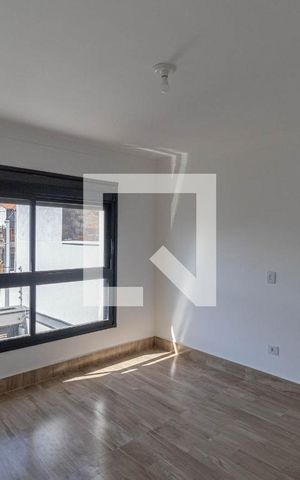 Casa à venda com 135m², 3 quartos e 2 vagas Casa à venda com 135m², 3 quartos e 2 vagasSuíte