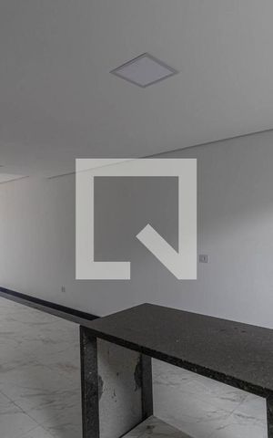 Casa à venda com 135m², 3 quartos e 2 vagas Casa à venda com 135m², 3 quartos e 2 vagasSala e Cozinha
