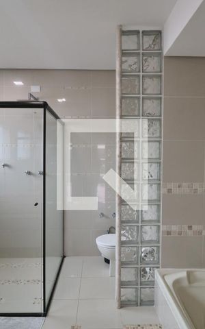 Casa para alugar com 600m², 5 quartos e 5 vagas Casa para alugar com 600m², 5 quartos e 5 vagasBanheiro Suíte 3