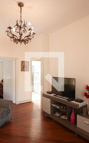 Casa à venda com 600m², 3 quartos e 3 vagasSala