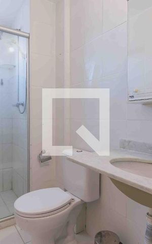 Apartamento para alugar com 55m², 2 quartos e 1 vaga Apartamento para alugar com 55m², 2 quartos e 1 vagaBanheiro Social