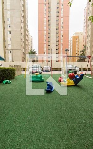 Apartamento para alugar com 40m², 2 quartos e 1 vaga Apartamento para alugar com 40m², 2 quartos e 1 vagaÁrea Comum - Playground