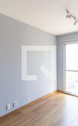 Apartamento para alugar com 40m², 2 quartos e 1 vaga Apartamento para alugar com 40m², 2 quartos e 1 vagaSala