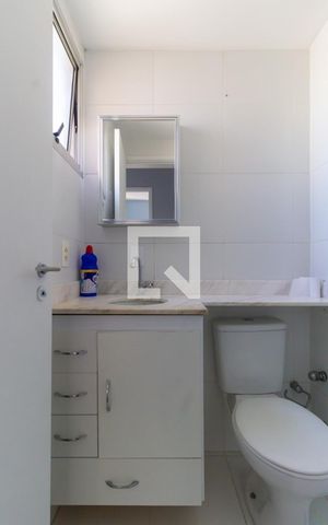 Apartamento para alugar com 40m², 2 quartos e 1 vaga Apartamento para alugar com 40m², 2 quartos e 1 vagaBanheiro