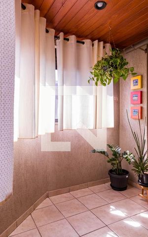 Apartamento à venda com 216m², 3 quartos e 4 vagas Apartamento à venda com 216m², 3 quartos e 4 vagasVaranda Quarto 3