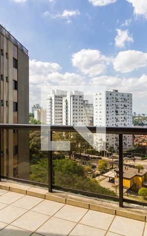 Apartamento à venda com 216m², 3 quartos e 4 vagas Apartamento à venda com 216m², 3 quartos e 4 vagasVaranda