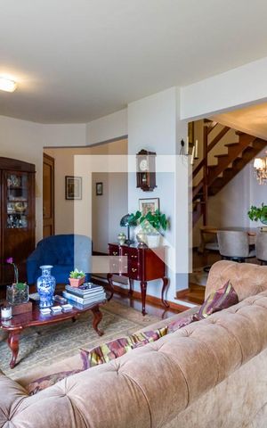 Apartamento à venda com 216m², 3 quartos e 4 vagas Apartamento à venda com 216m², 3 quartos e 4 vagasSala