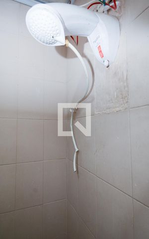 Casa à venda com 120m², 2 quartos e 2 vagas Casa à venda com 120m², 2 quartos e 2 vagasBanheiro Social