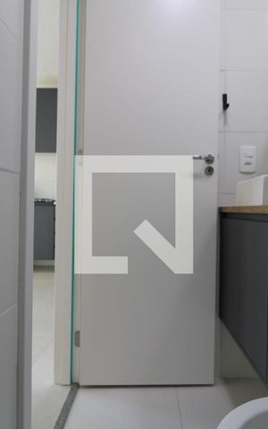 Apartamento à venda com 34m², 2 quartos e sem vagaBanheiro