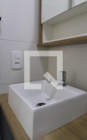 Apartamento à venda com 34m², 2 quartos e sem vagaPia do banheiro