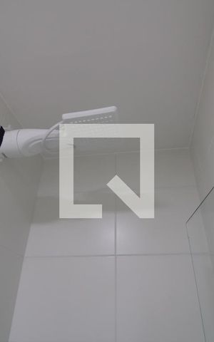 Apartamento à venda com 34m², 2 quartos e sem vagaChuveiro