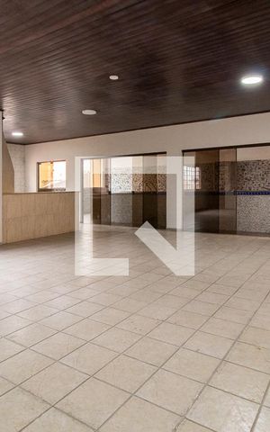 Casa para alugar com 315m², 3 quartos e 3 vagas Casa para alugar com 315m², 3 quartos e 3 vagasÁrea comum