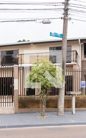 Casa para alugar com 315m², 3 quartos e 3 vagas Casa para alugar com 315m², 3 quartos e 3 vagasFachada