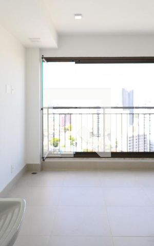 Apartamento à venda com 67m², 2 quartos e 1 vagaÁrea de Serviço