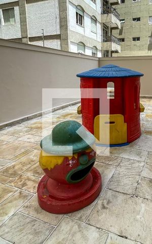 Apartamento para alugar com 85m², 2 quartos e 1 vaga Apartamento para alugar com 85m², 2 quartos e 1 vagaÁrea comum - Playground