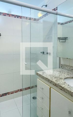 Apartamento para alugar com 85m², 2 quartos e 1 vaga Apartamento para alugar com 85m², 2 quartos e 1 vagaBanheiro