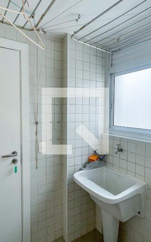 Apartamento para alugar com 85m², 2 quartos e 1 vaga Apartamento para alugar com 85m², 2 quartos e 1 vagaLavanderia
