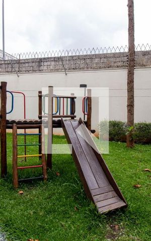 Apartamento para alugar com 117m², 2 quartos e 2 vagas Apartamento para alugar com 117m², 2 quartos e 2 vagasÁrea comum - Playground