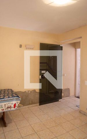 Casa à venda com 150m², 2 quartos e 1 vaga Casa à venda com 150m², 2 quartos e 1 vagaÁrea de Serviço