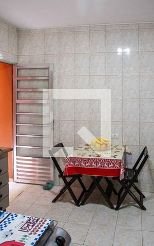 Casa à venda com 150m², 2 quartos e 1 vaga Casa à venda com 150m², 2 quartos e 1 vagaCozinha