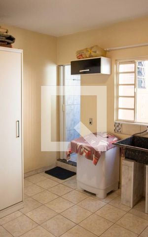 Casa à venda com 150m², 2 quartos e 1 vaga Casa à venda com 150m², 2 quartos e 1 vagaÁrea de Serviço